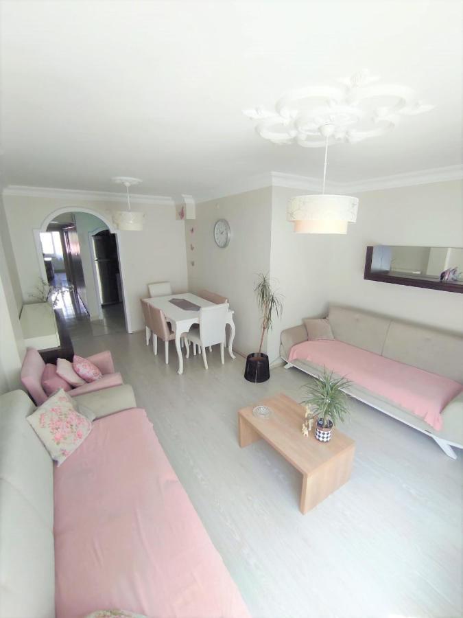 Peaceful Suite Centre Of Kadikoey Estambul Exterior foto